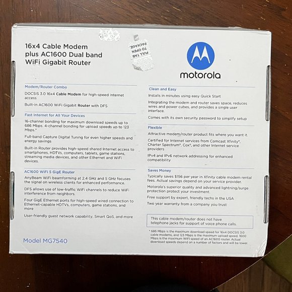 Motorola 16x4 Cable Modem with AC1600 WIFI Router - Picture 2 of 5